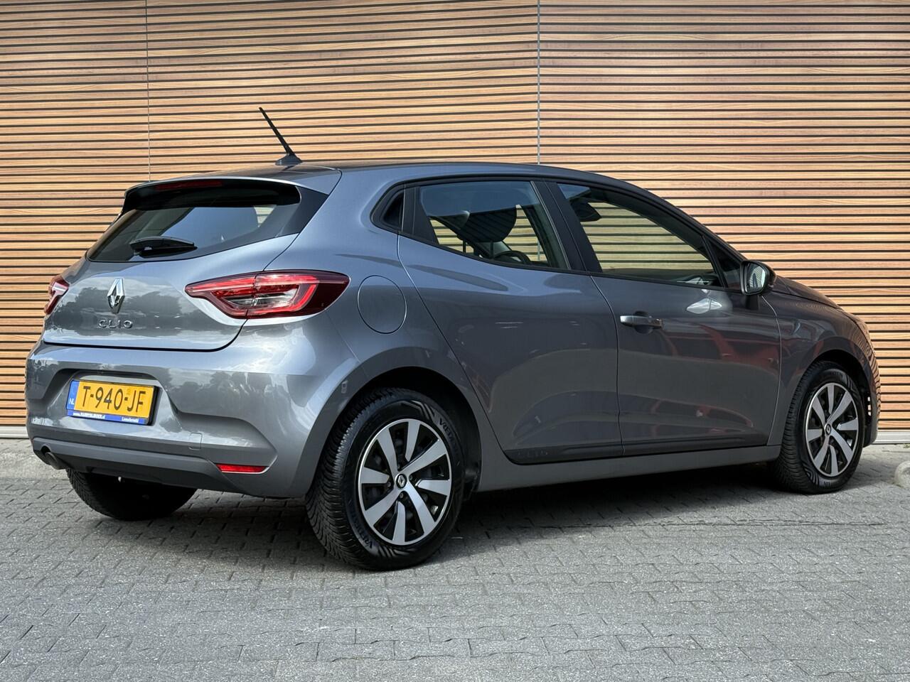 Renault CLIO 1.0 TCe 90 Equilibre Apple carplay / Navigatie / DAB