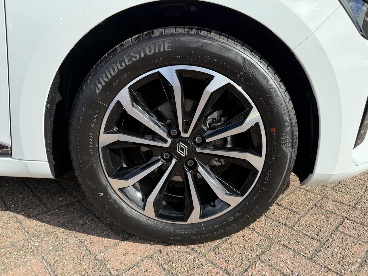 Renault CLIO 1.0 TCe 90 GPF techno | camera | stoel- en stuurverwarming | draadloos carplay | tijdelijk gratis Top Afleverpakket twv Eur 695