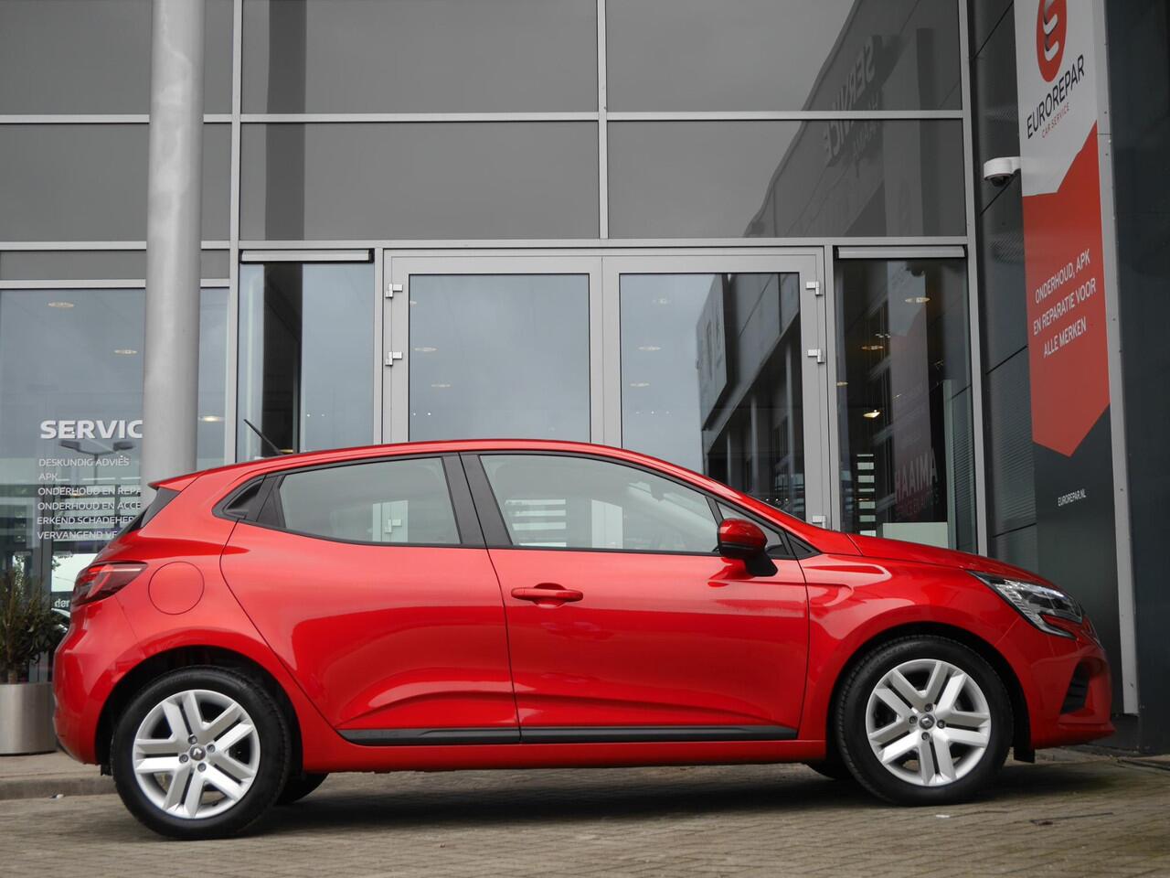 Renault CLIO 1.0 TCe Zen | Lage km.stand | Trekhaak | Airco | Led verlichting | Cruise control | Achteruitrijcamera | Elektrische ramen voor | 5 deurs