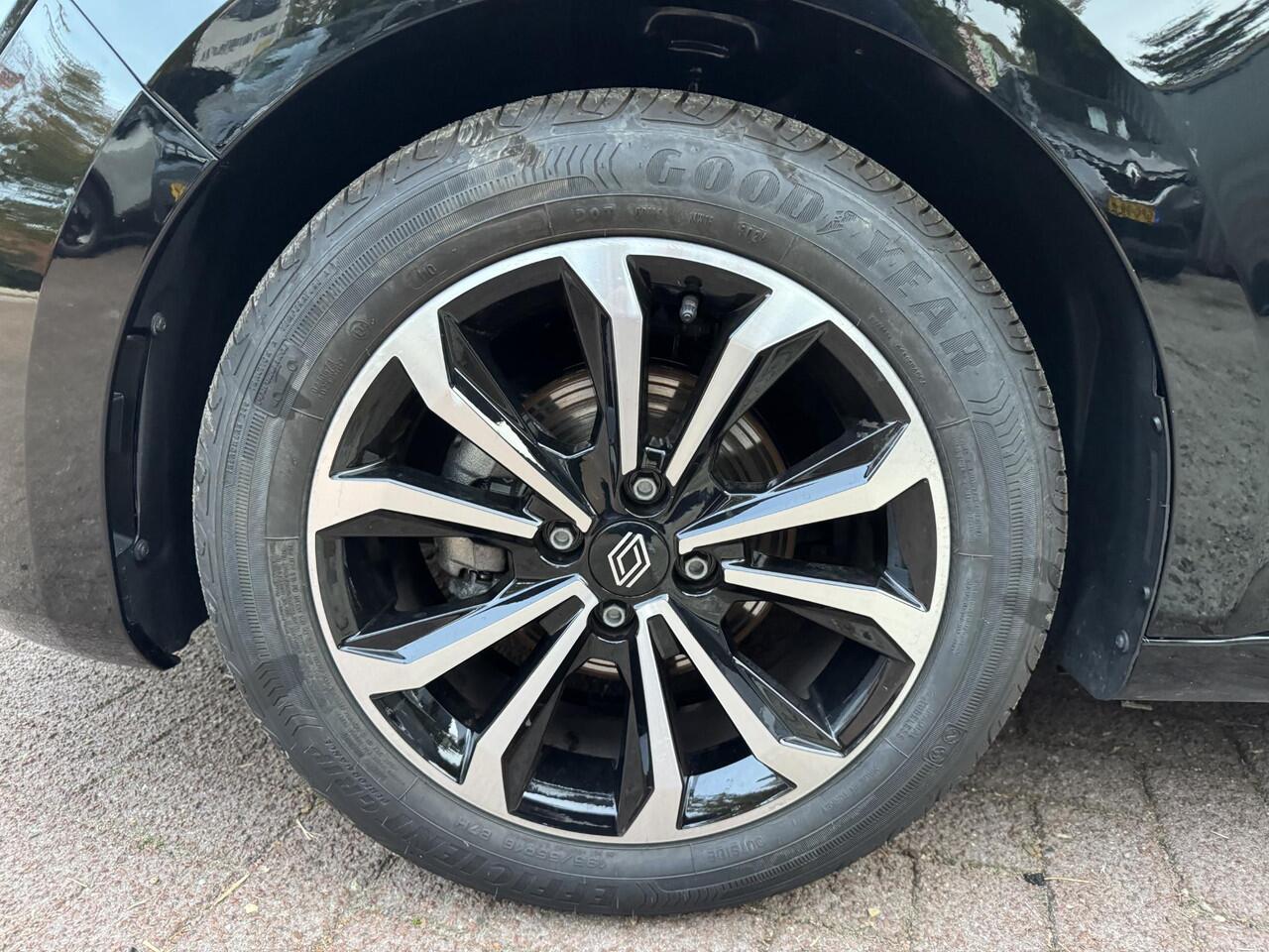 Renault CLIO 1.0 TCe 90 GPF Techno+Pack Winter!!