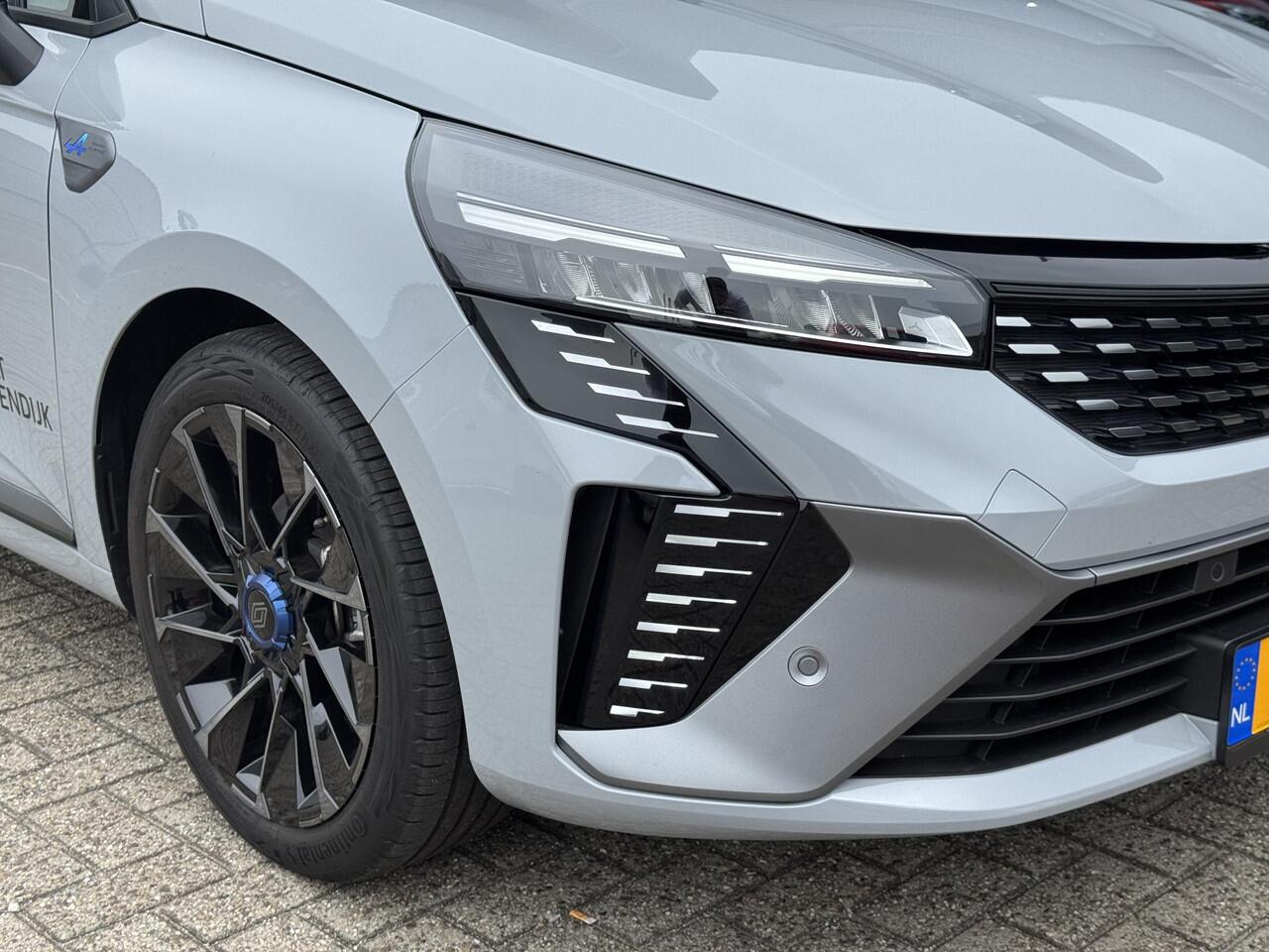 Renault CLIO 1.0 TCe 90 GPF esprit Alpine / BOSE AUDIO / ADAPTIEVE CRUISE CONTROL / NAVIGATIE INCL. APPLE & ANDROID AUTO /