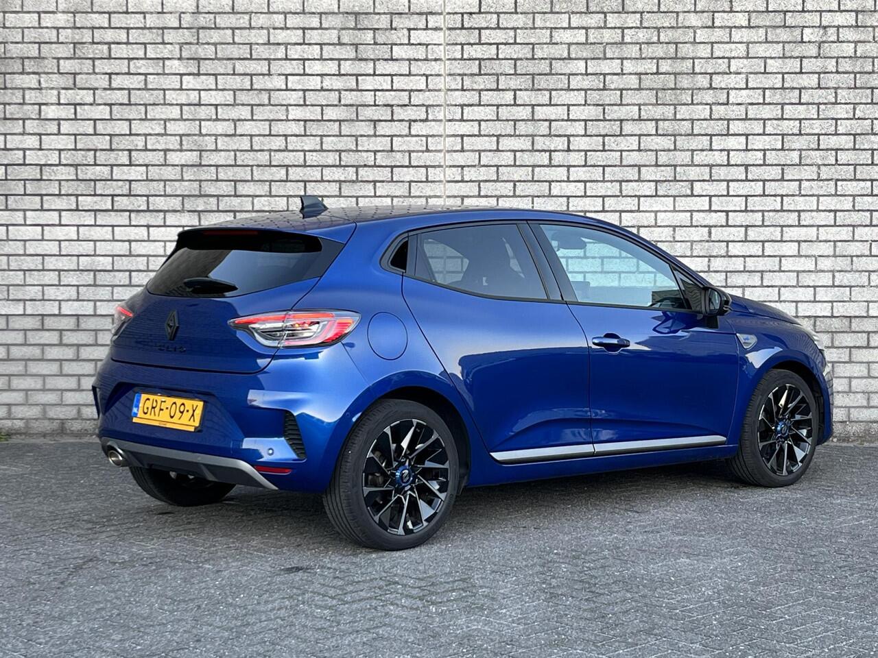 Renault CLIO 1.0 TCe 90 GPF Esprit Alpine | 360° Camera | BOSE-Audiosysteem | Apple CarPlay / Android Auto | DAB+ |