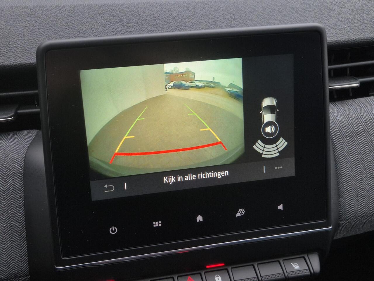 Renault CLIO 1.0 TCe 90 Techno Handgeschakeld / Pack winter / Navigatie via Apple Carplay of Android Auto / Achteruitrijcamera / Cruise control / Keyless Entry/Start / Parkeersensoren achter / Stuur en Stoel verwarming /