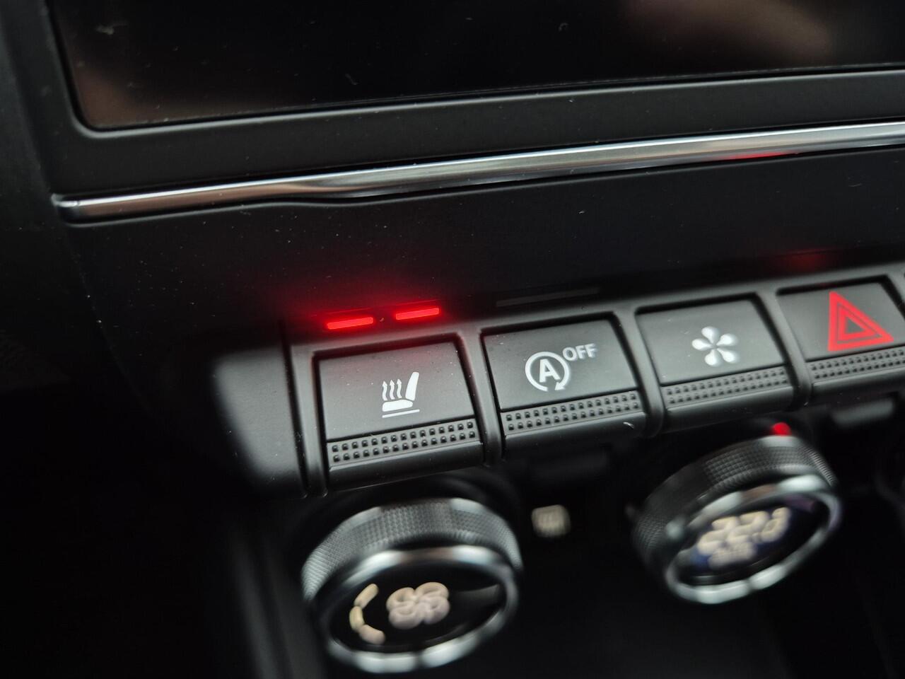 Renault CLIO 1.0 TCe 90 GPF techno / Fabrieksgarantie tot 04-2027 / Dealer onderhouden / Pack winter / Achteruitrijcamera / Stuur-en Stoelverwarming / Apple Carplay Android Auto / Navigatie /