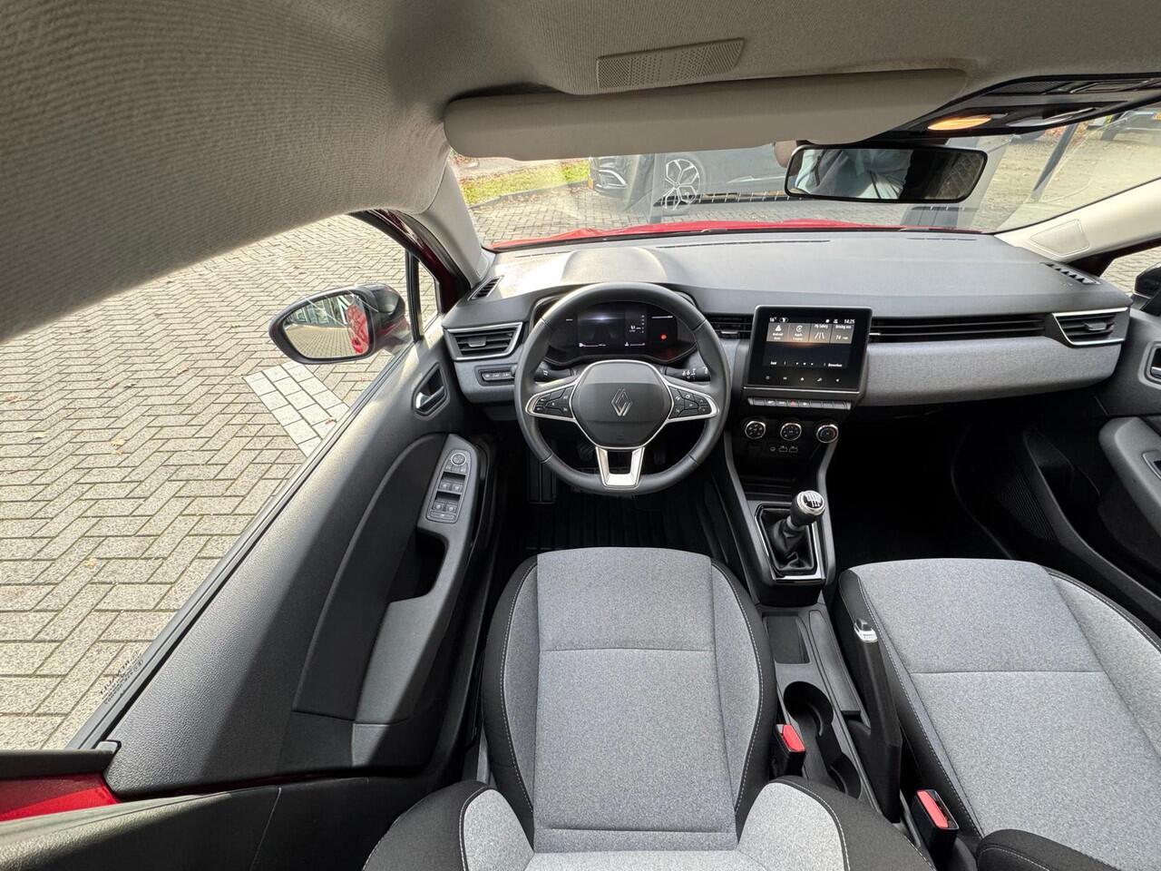 Renault CLIO TCe 90 evolution | Demovoordeel | BTW Auto | NL Auto | 1e Eigenaar |