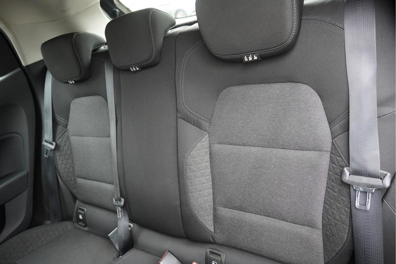 Renault CLIO 1.0 TCe 5drs Zen BJ2019 Lmv 16" | Led | Navi | App-Connect | Airco | Cruise control | Stuurbekrachtiging | Extra getint glas | Nw-model!