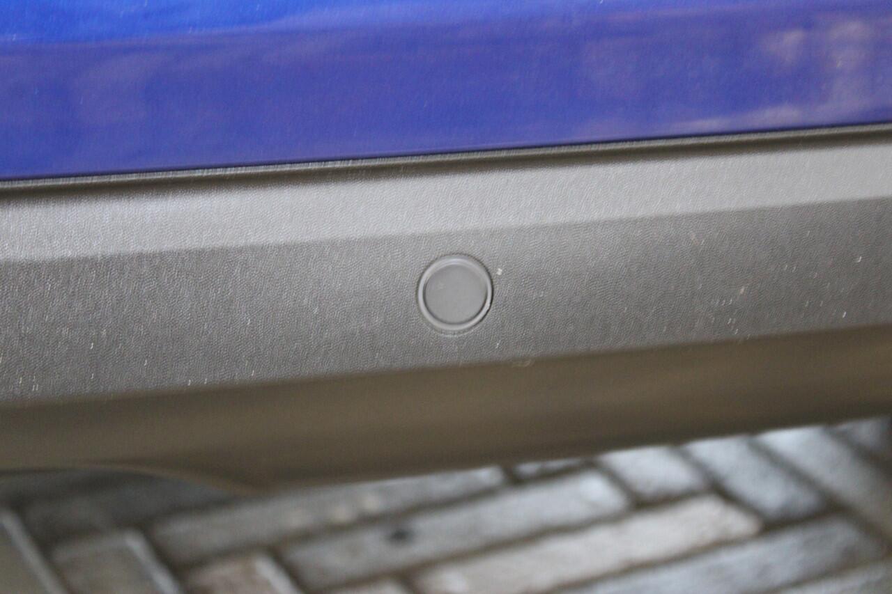 Renault CLIO 1.0 TCe Zen | Incl. 12 maanden garantie | Cruise control | Airco | Apple carplay/Android auto | DAB | Navigatie | Lane assist |