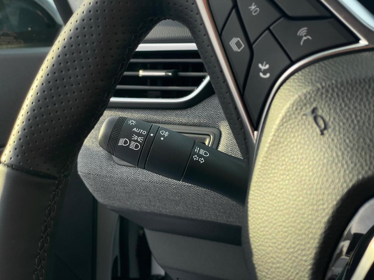 Renault CLIO 1.0 TCe 90 GPF techno / LED / CarPlay / Camera / Clima