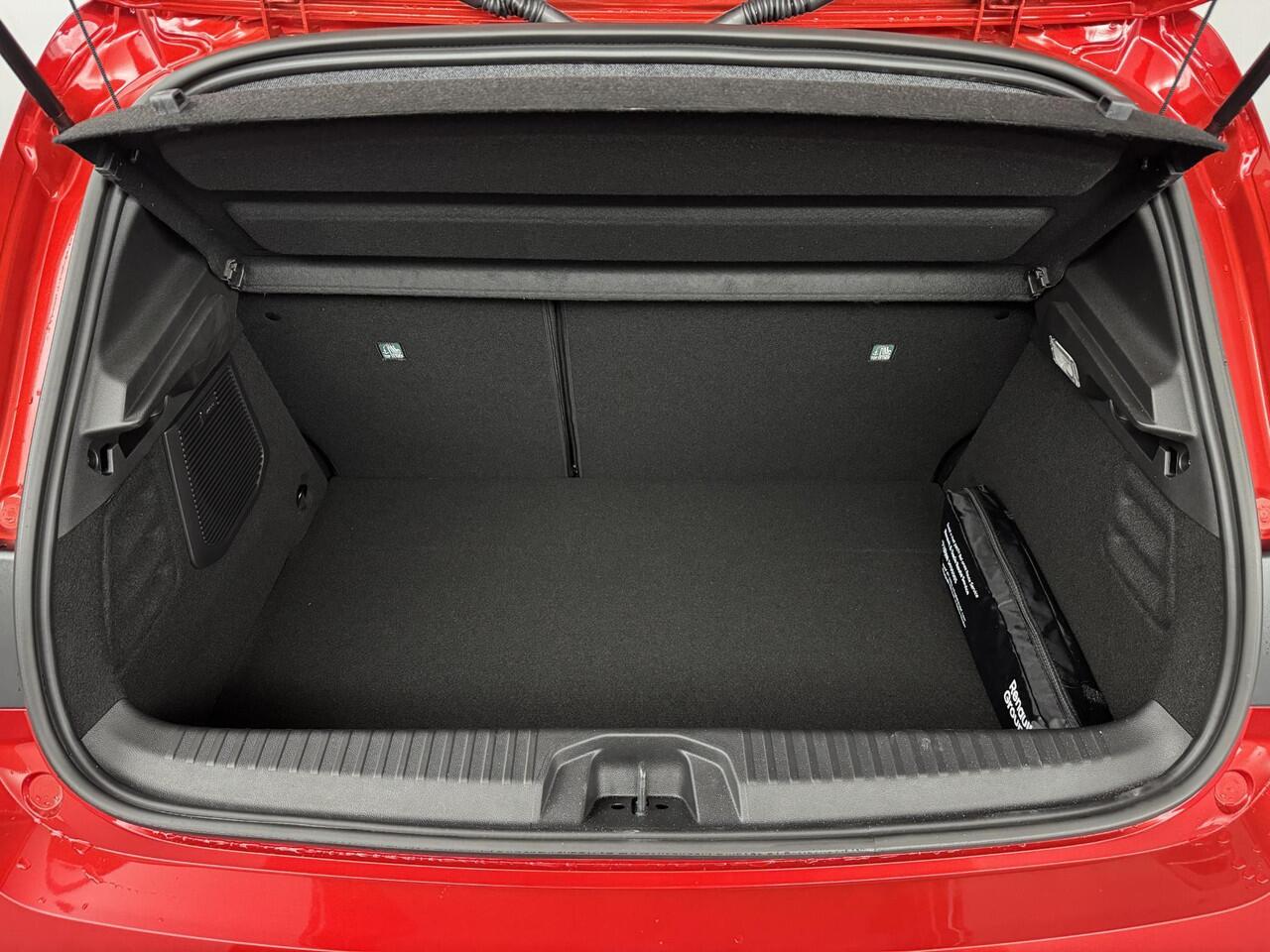 Renault CLIO 1.6 E-Tech Full Hybrid 145 Esprit Alpine | Stoelverwarming | 360° Camera | Adaptive Cruise Control | BOSE-Audiosysteem |