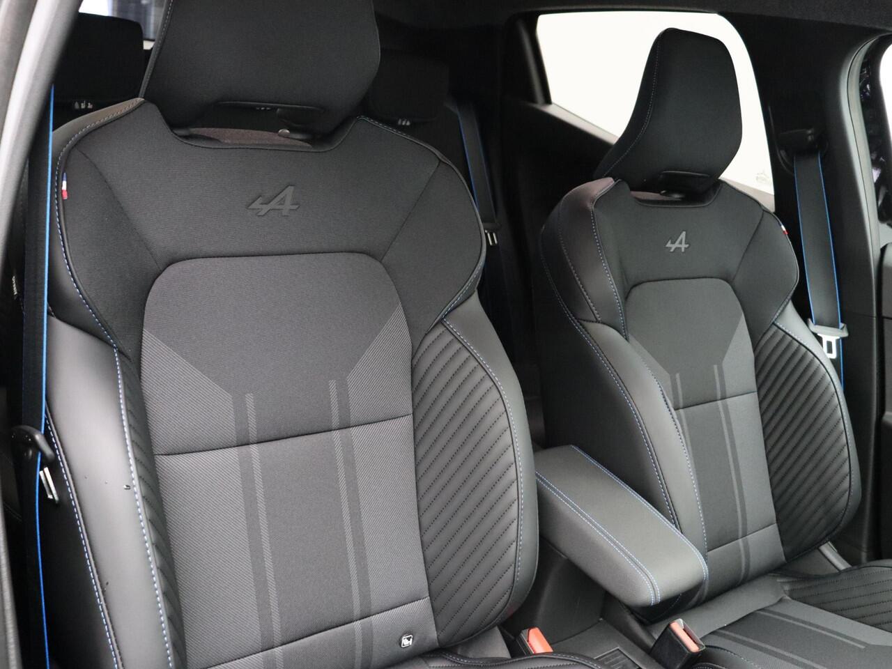 Renault CLIO E-Tech Full Hybrid 145pk esprit Alpine | Grootscherm navigatie | Adaptieve cruise control | 17" lichtmetalen velgen |