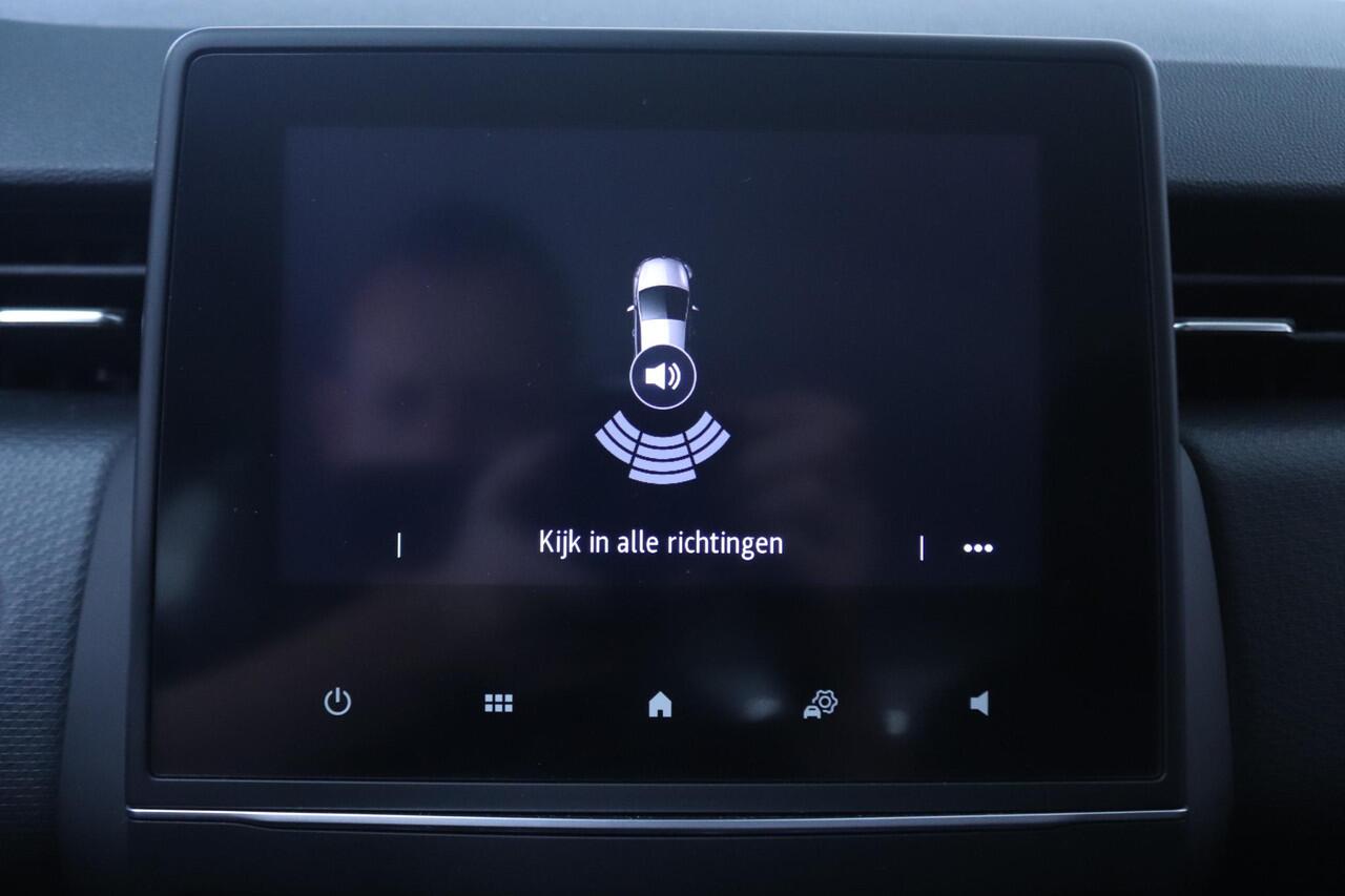 Renault CLIO 1.0 TCe Bi-Fuel Intens | Apple CarPlay / Android Auto | Parkeersensoren achter | Cruise control