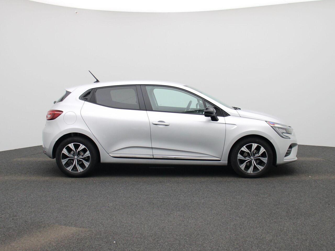 Renault CLIO TCe 90 Evolution | Easy Link multimediasysteem met Android Auto & Apple CarPlay | Airco | Parkeersensoren achter | Metaalkleur | Lichtmetalen velgen |