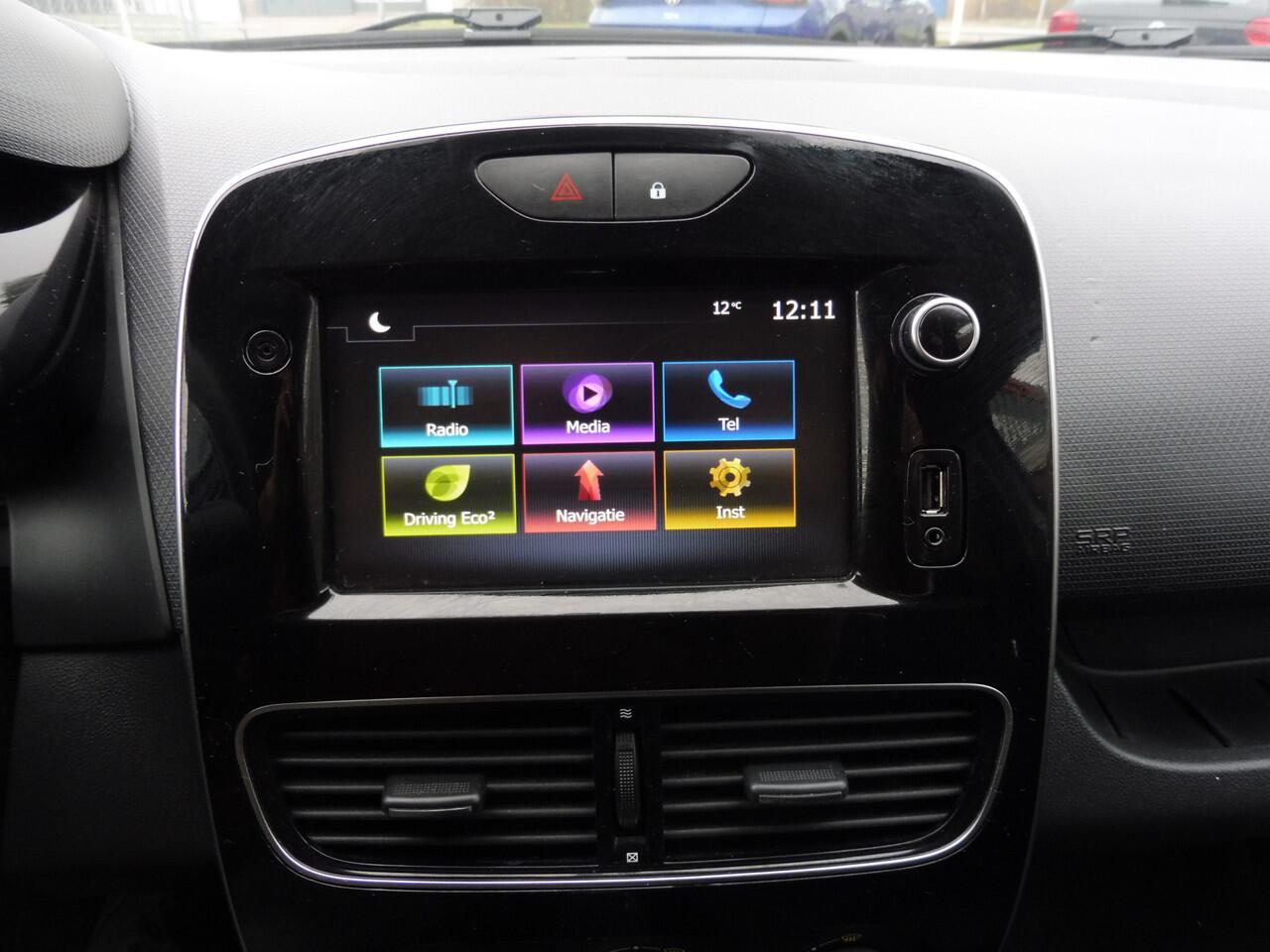 Renault CLIO Estate 0.9 TCe Limited 1e eig | Trekhaak | PDC | Navi | Cruise | LMV16"| NL auto