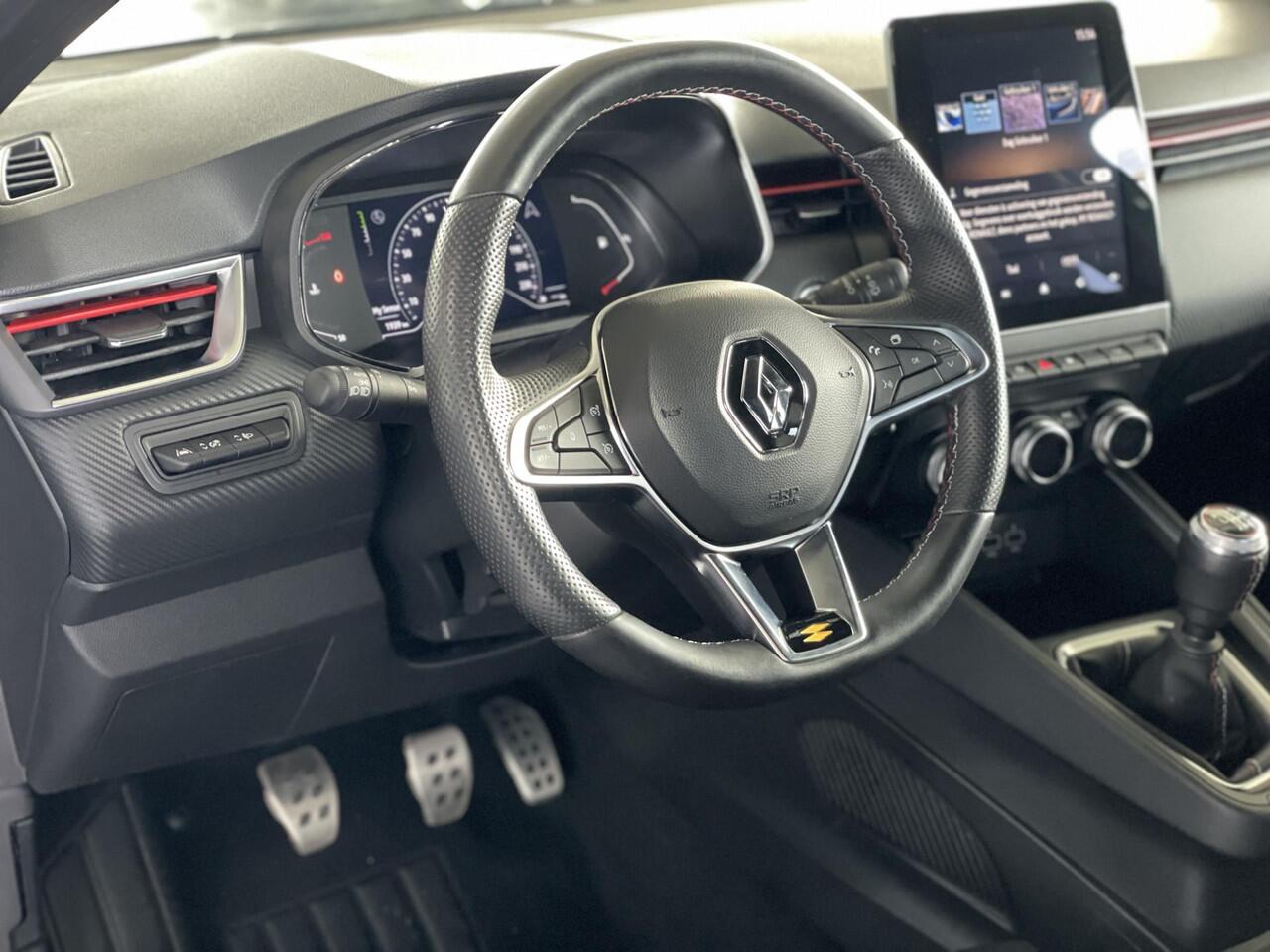 Renault CLIO 1.3 TCe R.S. Line / LED / CARPLAY / FULL OPTION /