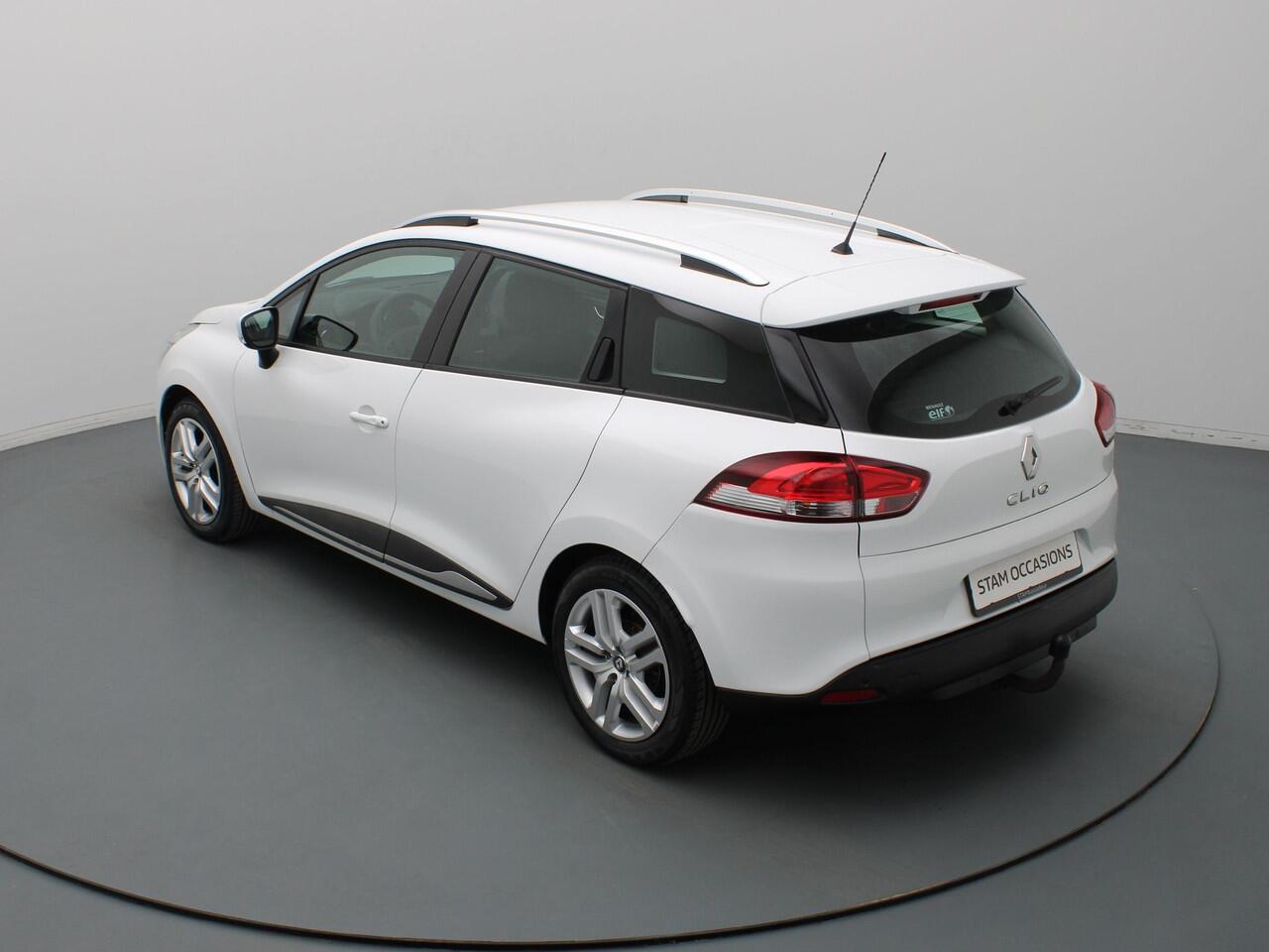 Renault CLIO Estate 90pk TCe Zen Airco | Cruise | Carplay | Parkeersens. achter | Trekhaak