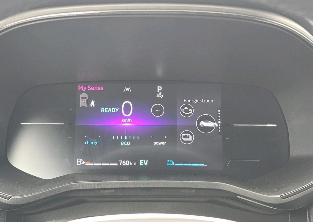 Renault CLIO 1.6 E-Tech Full Hybrid 145 techno