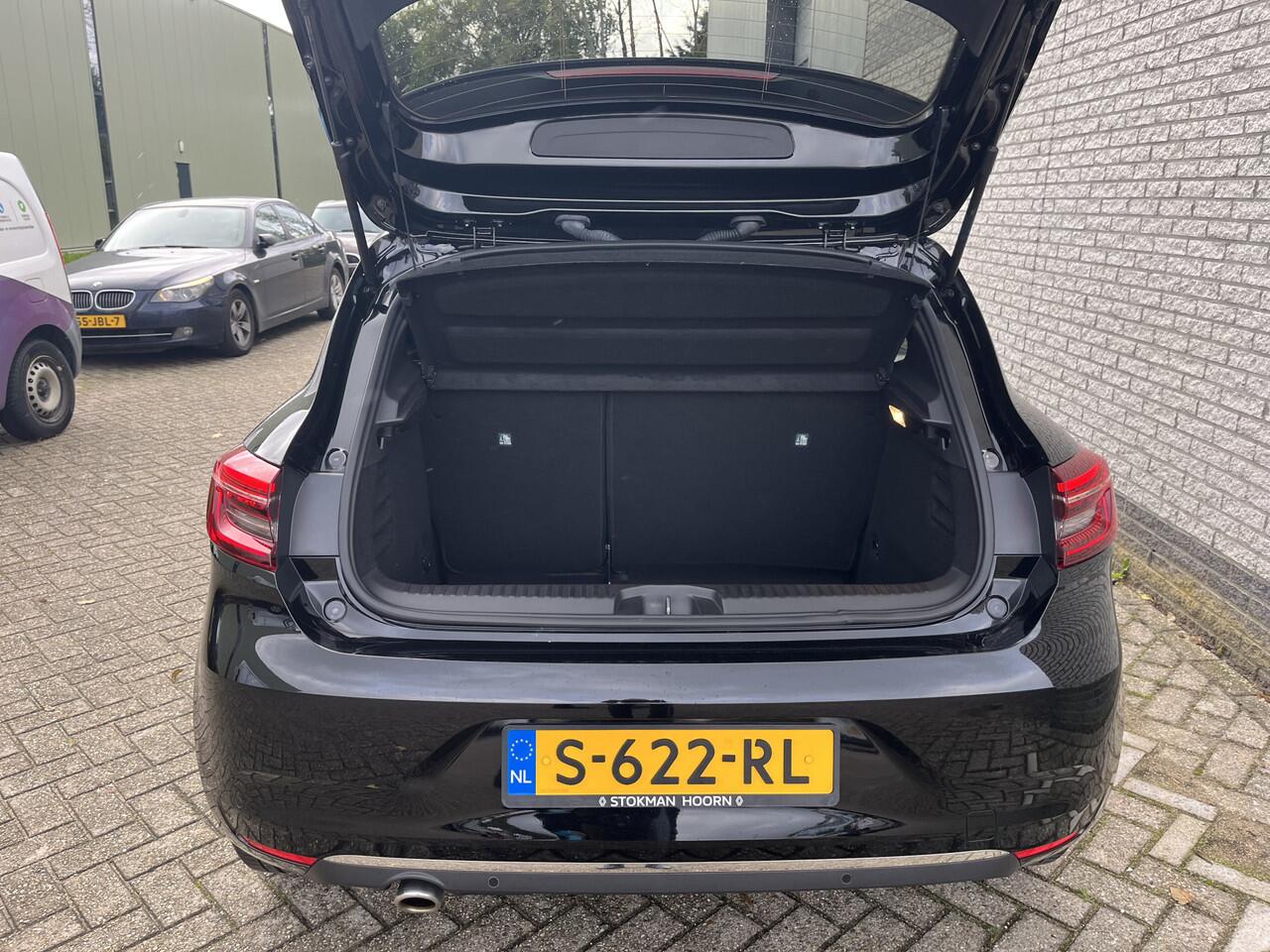 Renault CLIO 1.0 TCe 90 Techno | navigatie | climate controle | achteruitrijcamera | lichtmetalen velgen | incl. Bovag rijklaarpakket met 12 maanden garantie |