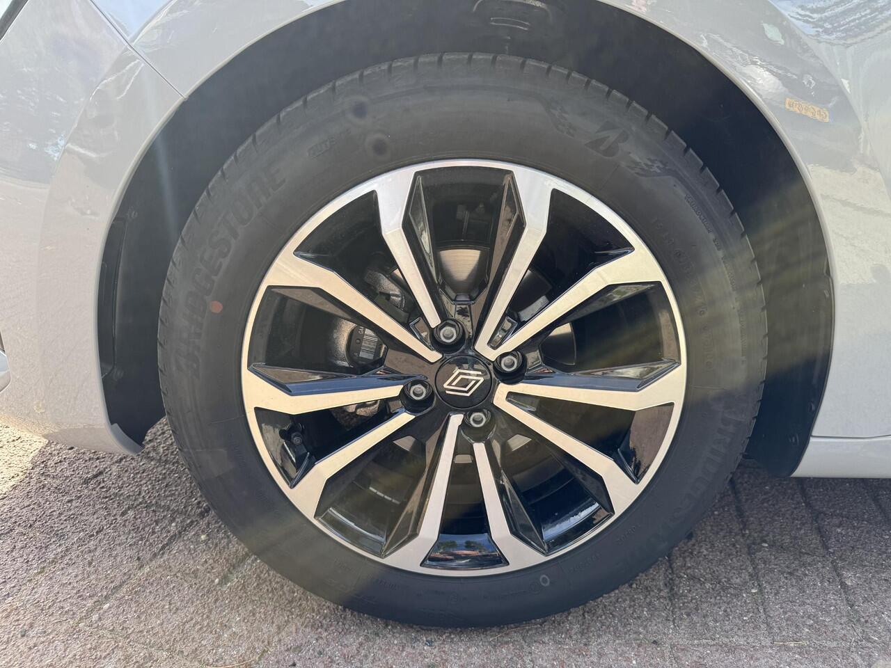 Renault CLIO 1.0 TCe 90 GPF Techno 2025!!