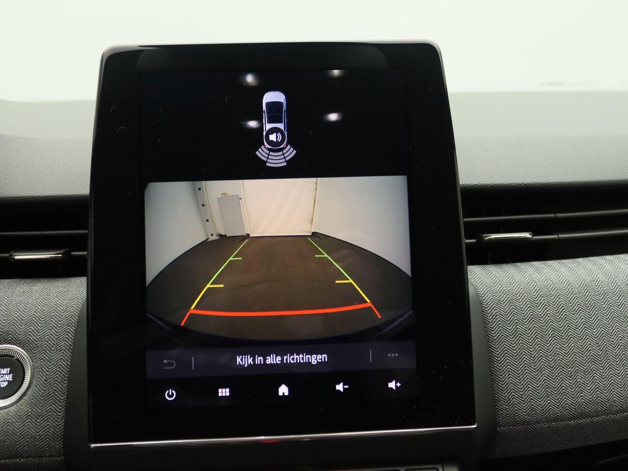 Renault CLIO TCe Techno 90PK | Navigatie 9,3'' | Half-Lederen Bekleding | Achteruitrijcamera | Climate Control | Apple CarPlay & Android Auto