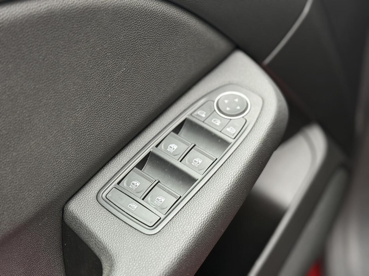 Renault CLIO 1.6 E-Tech Hybrid 140 Intens l Navi/Carplay l Lichtmetaal l NAP