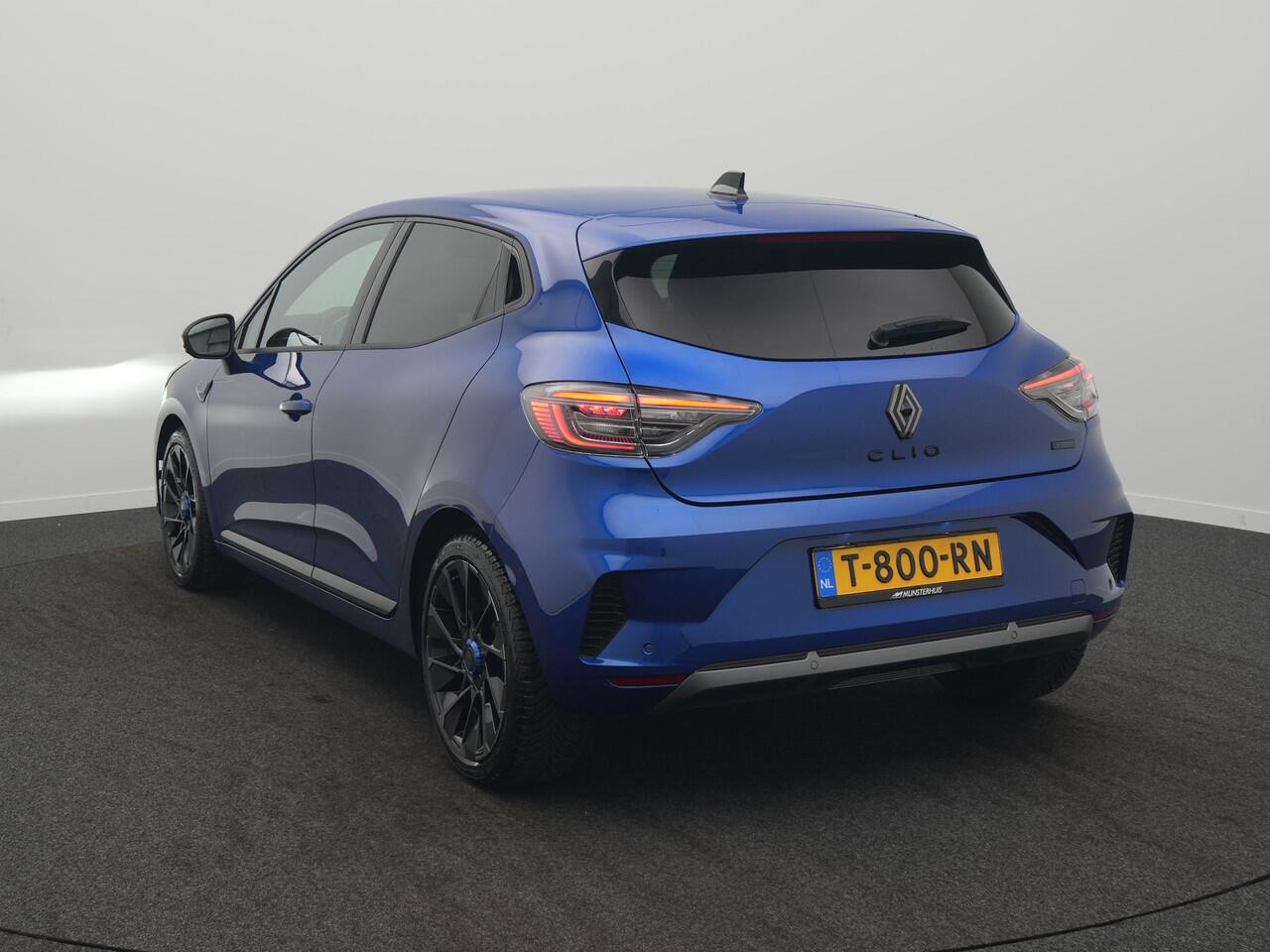 Renault CLIO 1.6 E-Tech Full Hybrid 145 Esprit Alpine - DEMO - All Seasonbanden - 360 Graden Camera - BOSE Premium Audio - Adaptieve Cruise Control