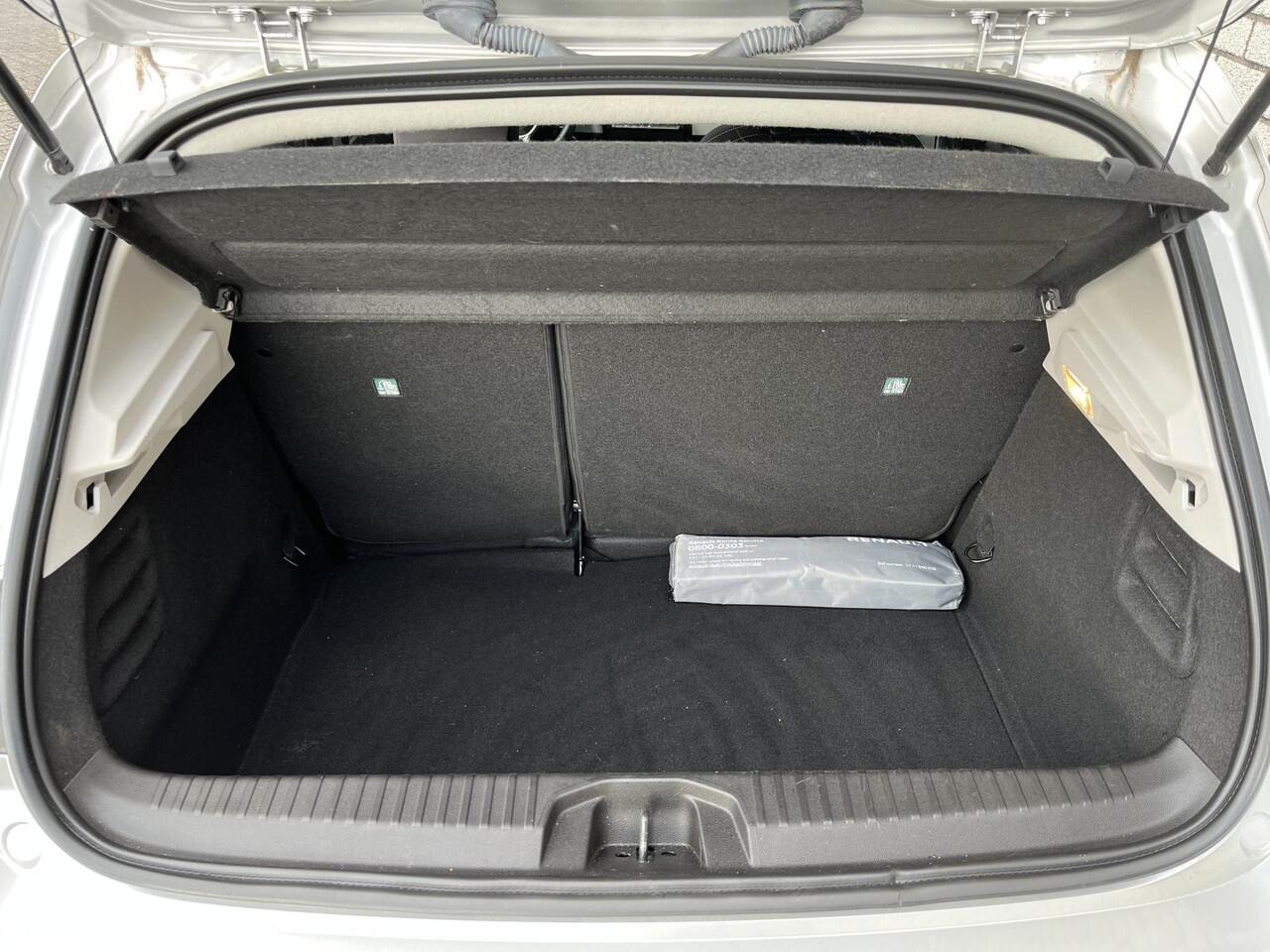 Renault CLIO 1.0 TCe 90 Evolution | Apple CarPlay / Android Auto | All-Season banden | Parkeersensoren | Cruise Control |