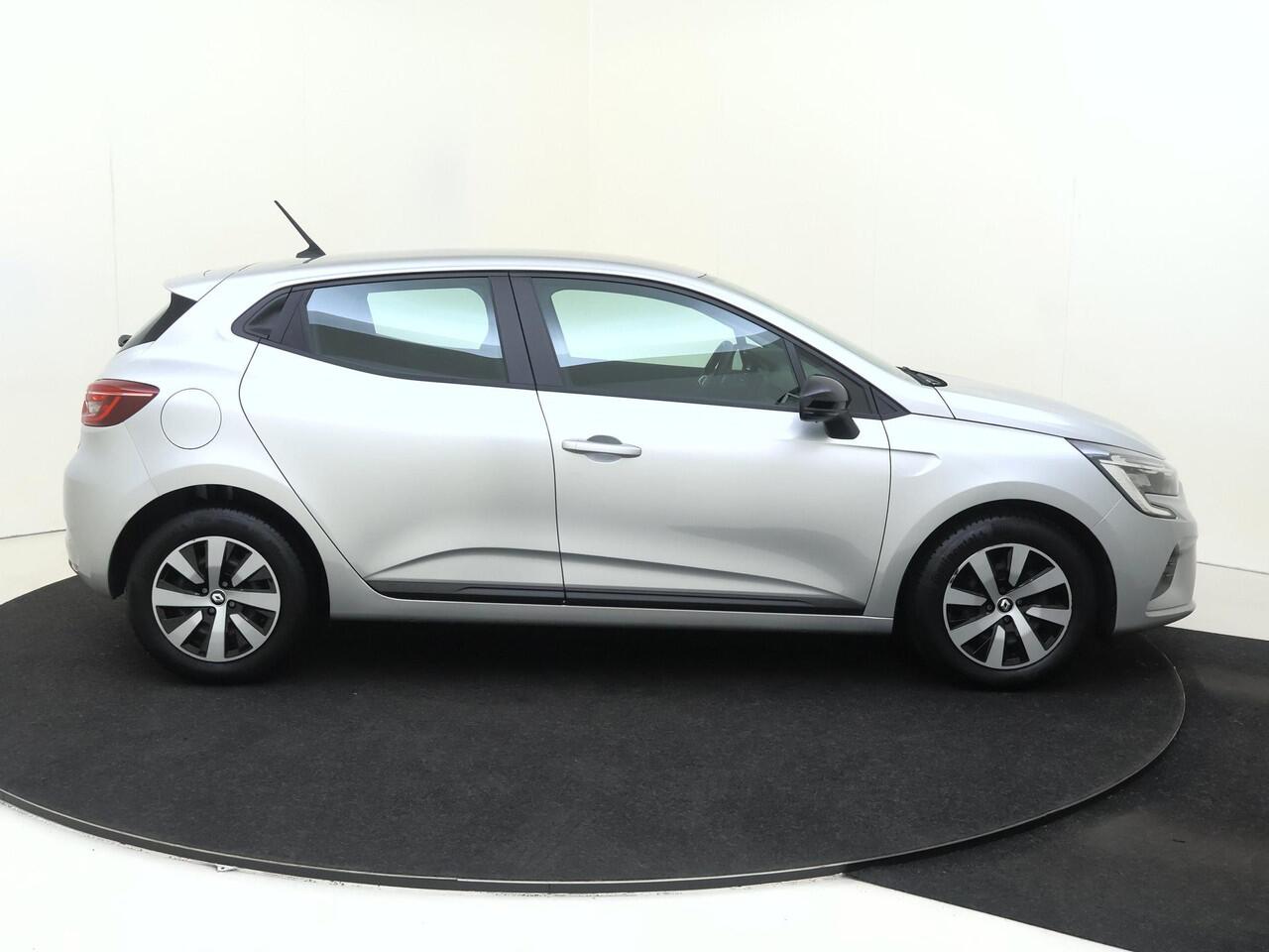 Renault CLIO 1.0 TCe 90PK Equilibre | All-Seasonbanden | Full-Map Navigatie | PDC Achter | Licht- & Regensensor | LED-Verlichting | Cruise Control & Snelheidsbegrenzer | Apple Carplay & Android Auto | Lane Assist