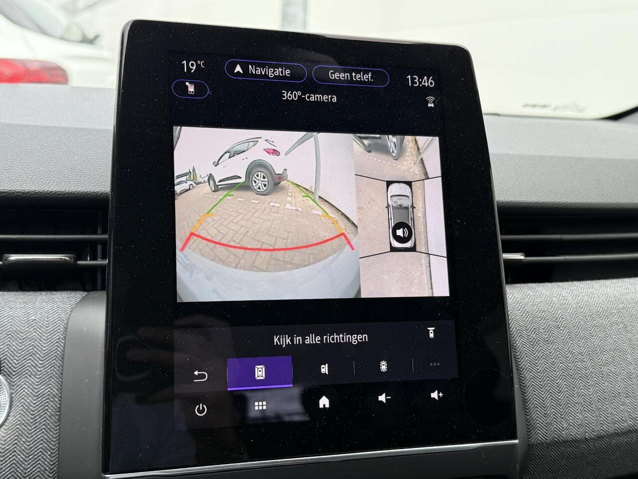 Renault CLIO 1.0 TCe 90 GPF techno | 360° Camera | Navigatie | 16" Lichtmetalen Velgen | Dealer Onderhouden