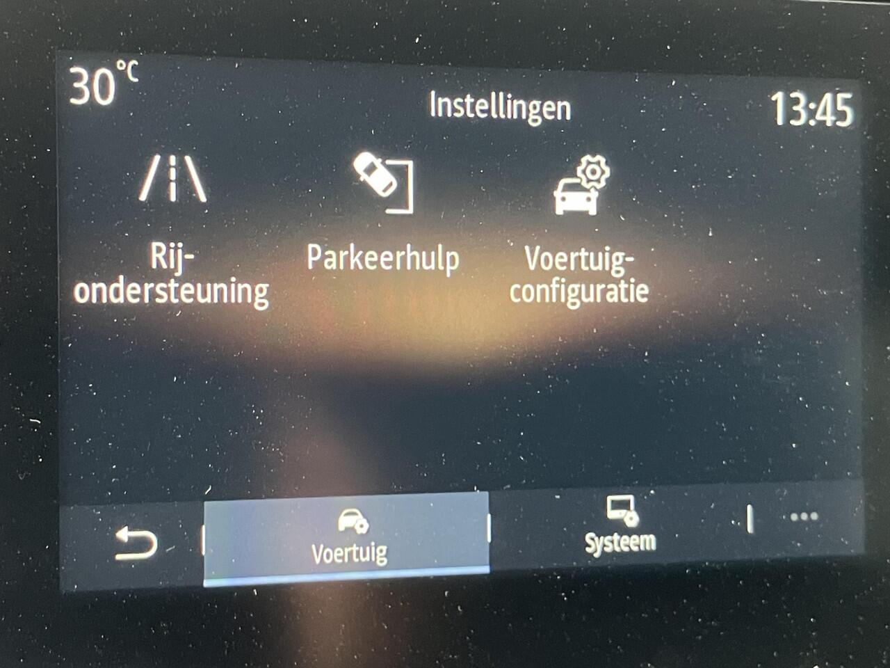 Renault CLIO 1.0 TCe 90 GPF Evolution * LM-Velgen, PDC, Donker Glas, Stoelverwarming, Navigatie, Reservewiel, Cruise Control, Licht/Regensensor, Apple CarPlay/Android Auto