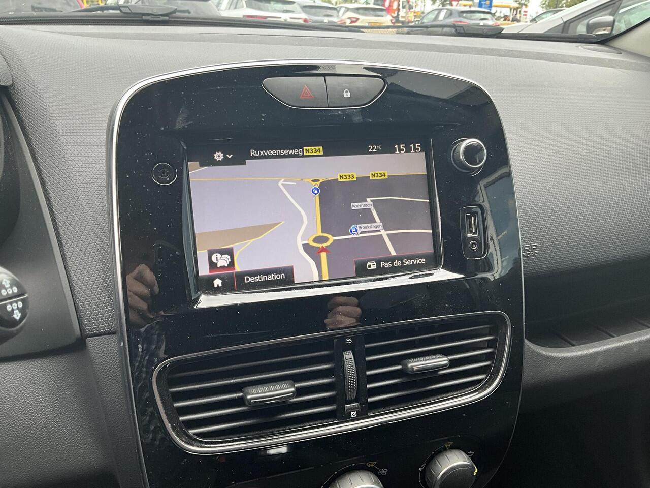 Renault CLIO Estate 0.9 TCe Limited