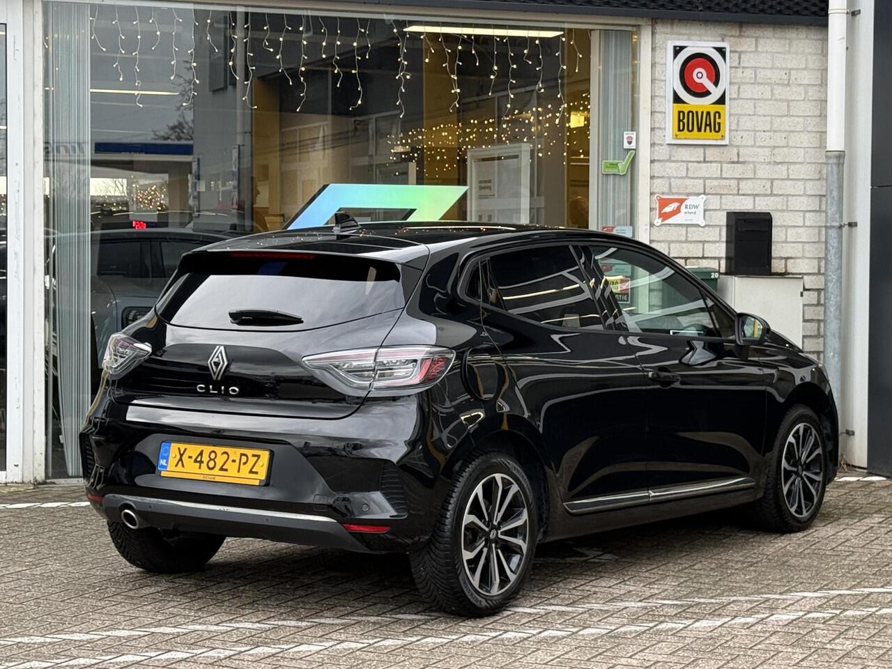 Renault CLIO 1.0 TCe 90 GPF techno | NAP | 360 Graden Camera | Navi groot | DAB | Climate Control | Key-less |