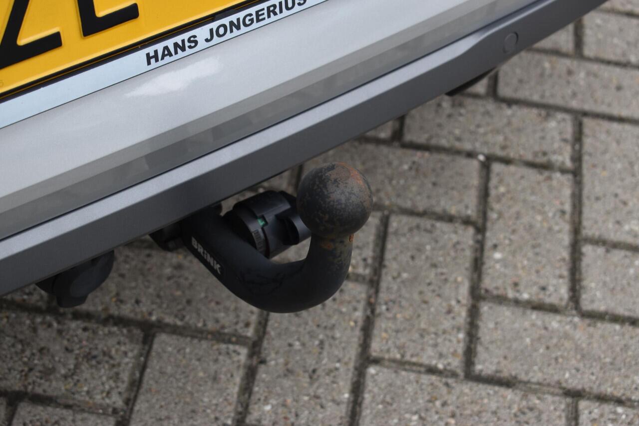 Renault CLIO TCe 100 R.S. Line | TREKHAAK | 360 CAMERA | NAVI | APPLECARPLAY/ANDROIDAUTO | CRUISE CONTROL | CLIMATE CONTROL | PDC | LMV