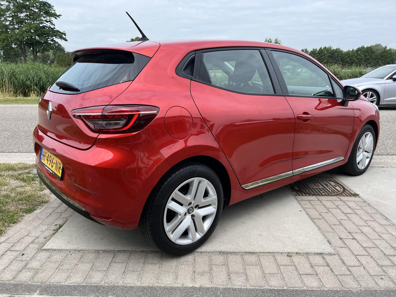 Renault CLIO 1.0 TCe / Airco / Cruise / Applecarplay - Androidauto / DAB /