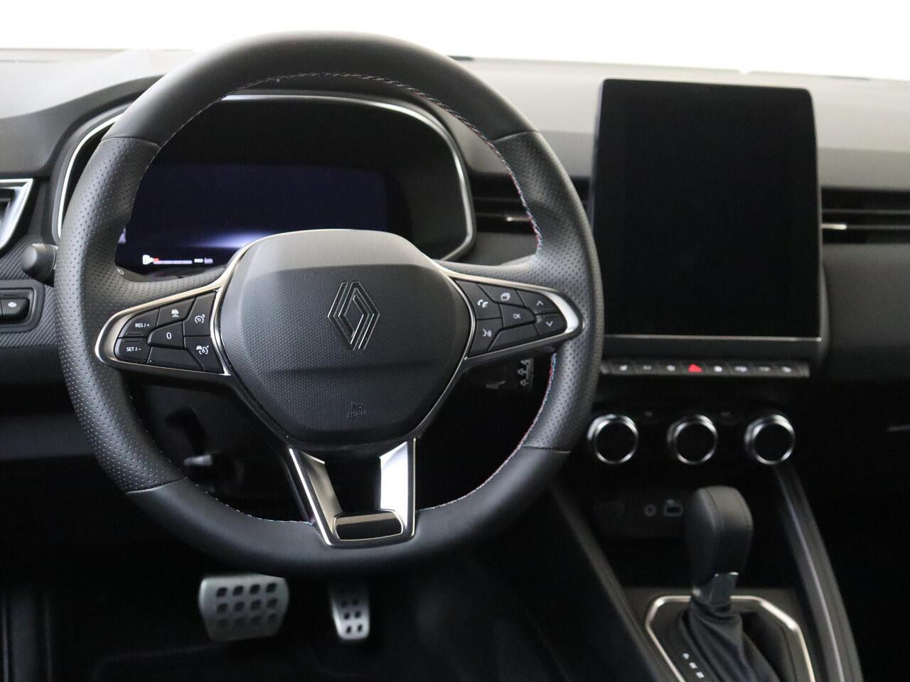 Renault CLIO 1.6 E-Tech Full Hybrid 145PK esprit Alpine | Apple & Android Carplay | BOSE geluidssysteem | 360 Camera | Stoel & Stuurverwarming | Climate Control | Navigatie | Adaptive Cruise Control