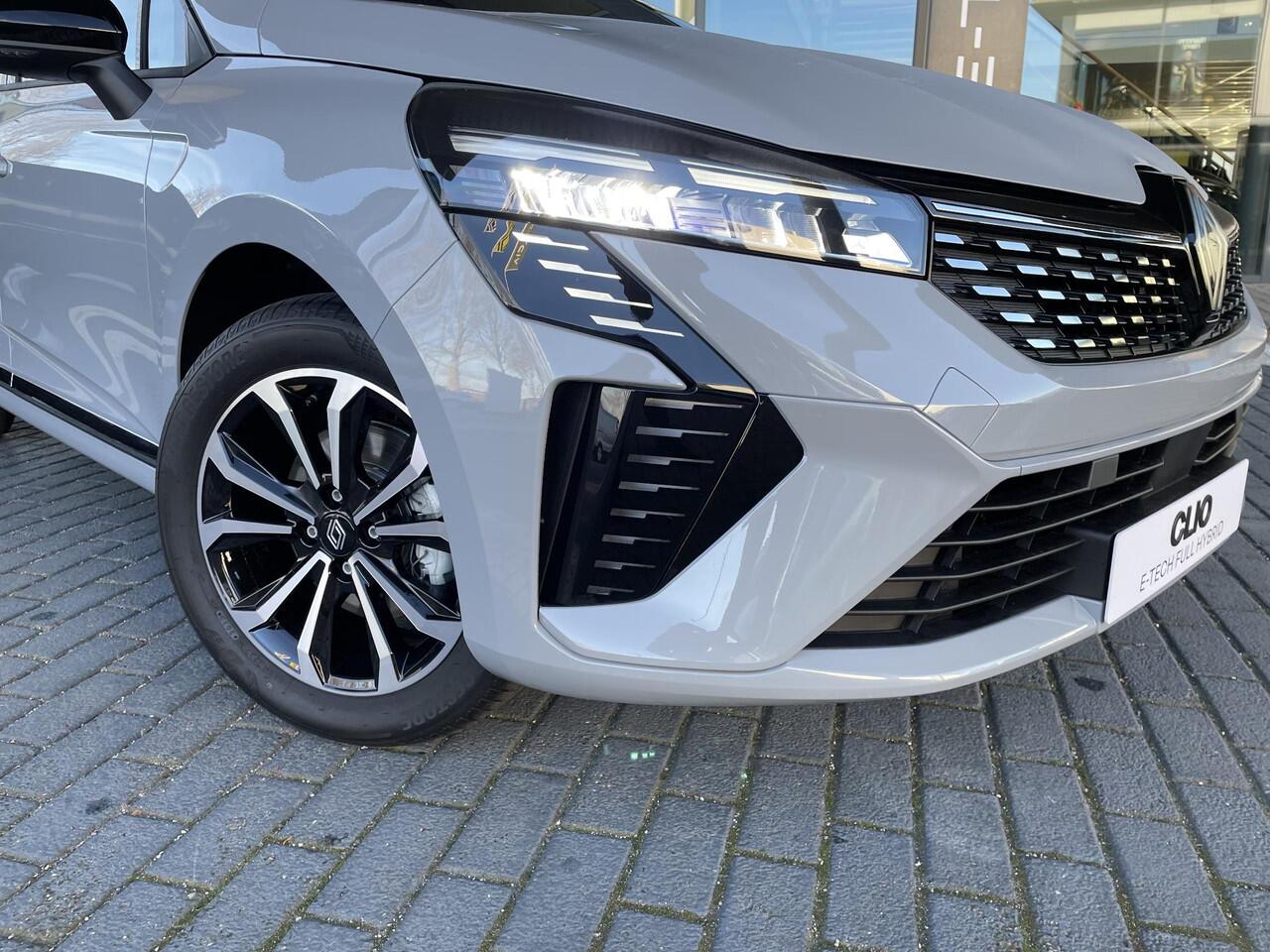 Renault CLIO 1.6 E-Tech Full Hybrid 145 techno / VOORRAAD ACTIE NIEUW! / 3000,- KORTING / 5 JAAR GARANTIE / OP=OP /