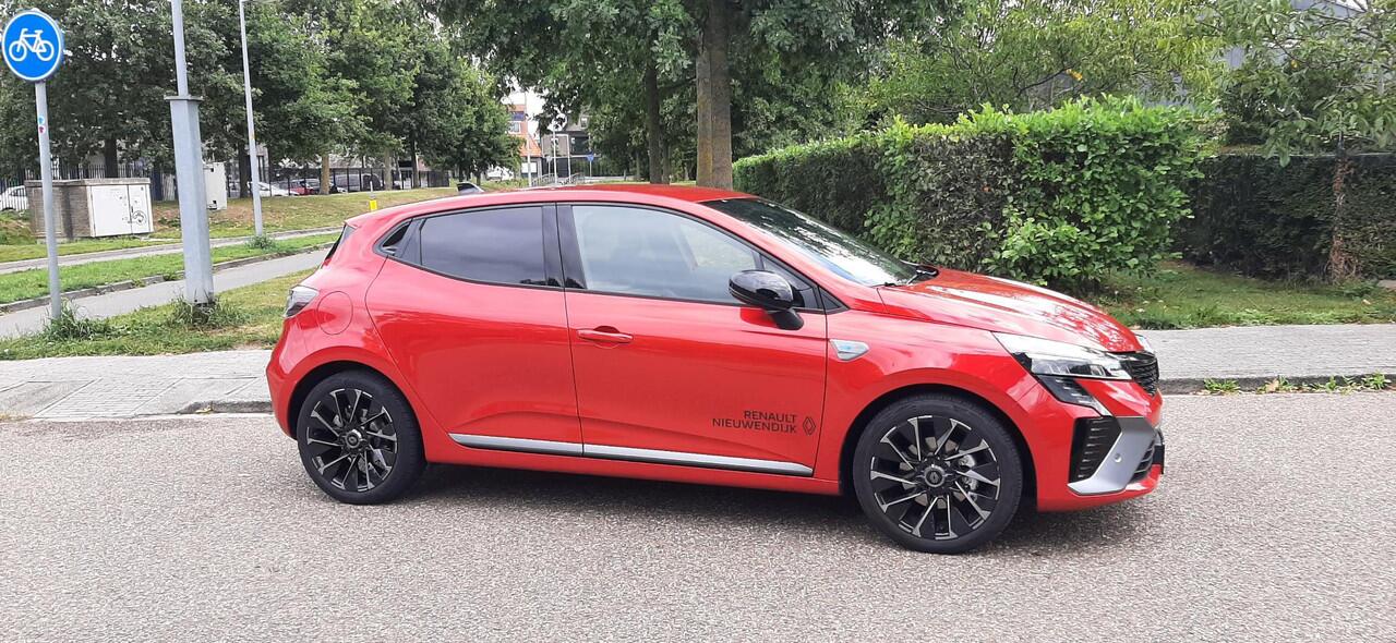 Renault CLIO 1.6 E-Tech Full Hybrid 145 esprit Alpine DEMO. AMSTERDAM WEST.