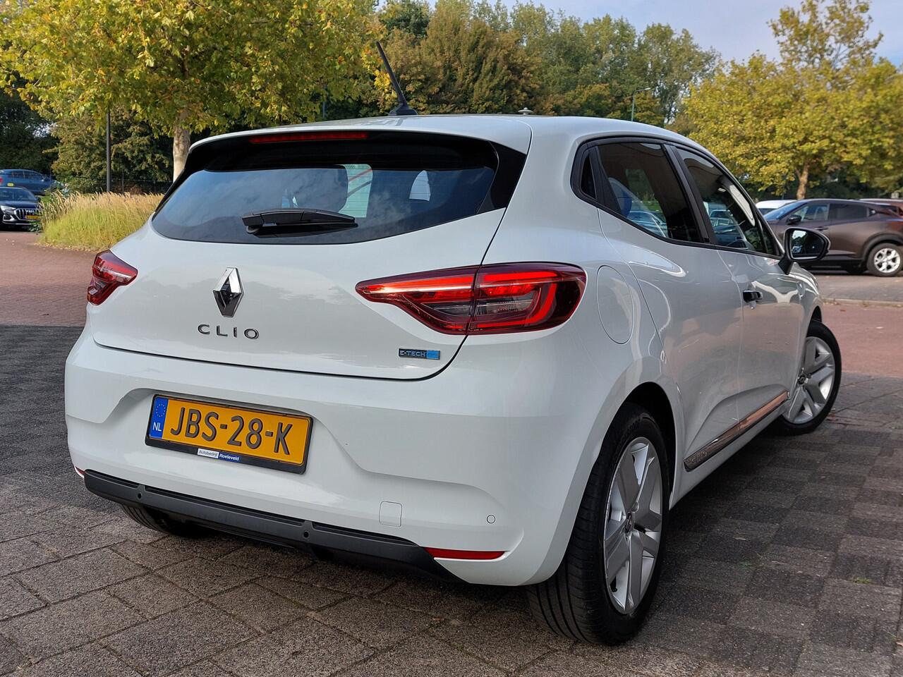Renault CLIO 1.6 E-Tech Hybrid 140 Business Zen | Navi | Apple Carplay + Android Auto | Airco | Cruise | Led Koplampen | Pdc V+A+Camera | Rijstrook+Lichtsensor | Bluetooth Carkit+Streaming