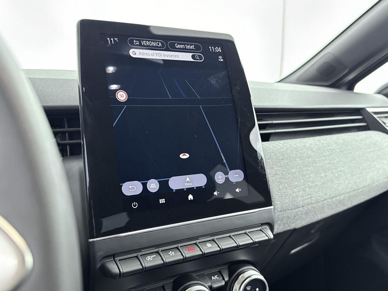 Renault CLIO 1.0 TCe 90Pk GPF techno | Navigatie met 9.3 Inch Scherm | Climate Control | Cruise Control | Parkeersensoren incl. Camera | Apple Carplay/Android Auto | Keyless Entry | Lichtmetalen Velgen 16 Inch |