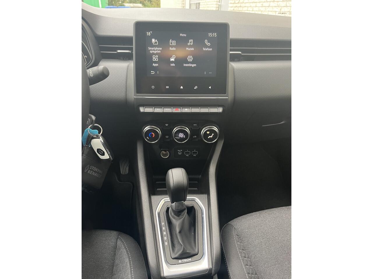 Renault CLIO 1.6 E-Tech Hybrid 140 Zen | automaat | hybride | parkeersensoren achter | climate control