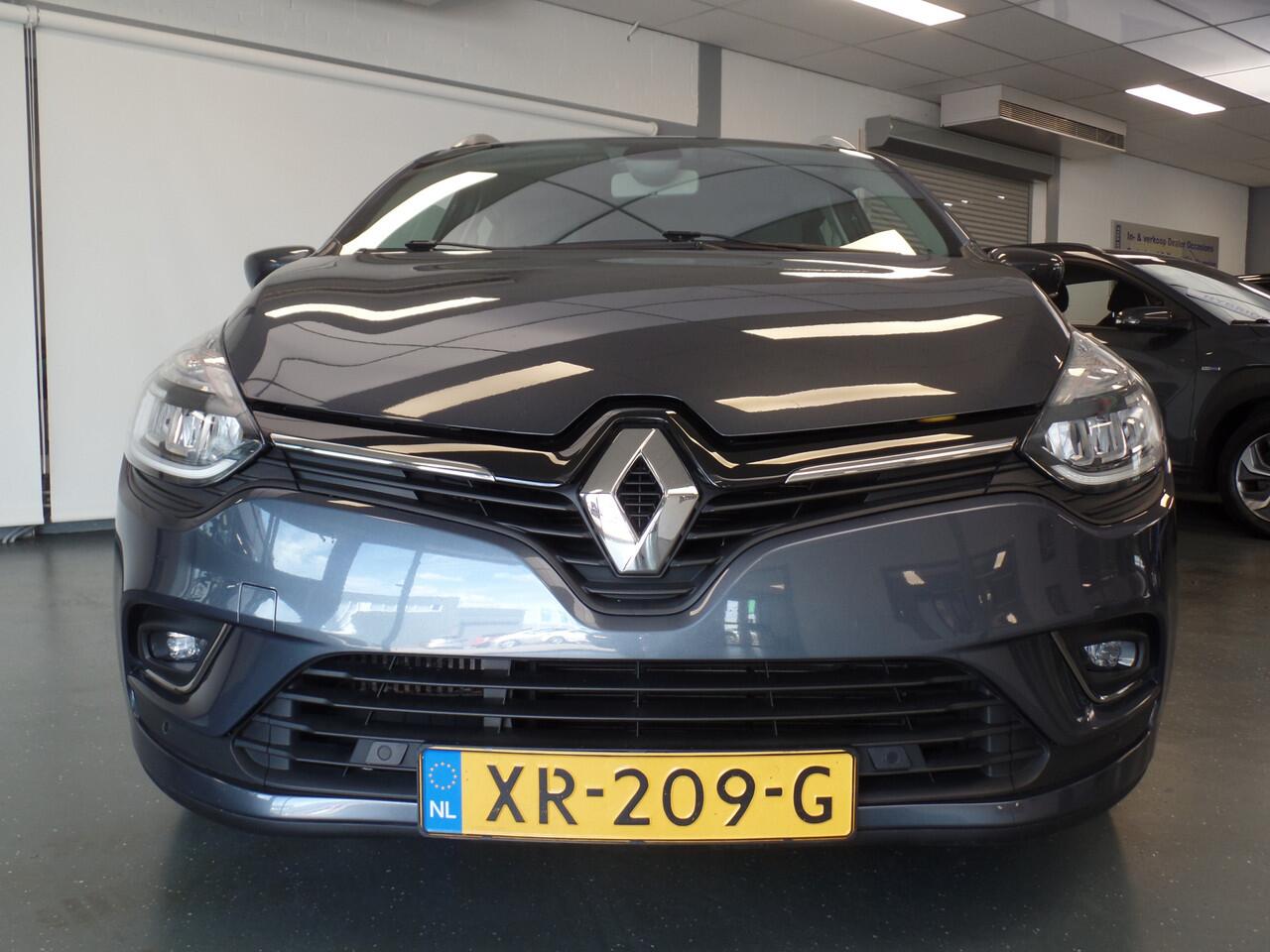 Renault CLIO Estate 0.9 TCe Intens Navigatie, Achteruitrijcamera, Clima controle, Cruise controle, Lm velgen 16'',Elek ramen V/A, Xenon, Pdc, Deels leder/sportstoelen, Full options!! Bovag afleverpakket 695,-
