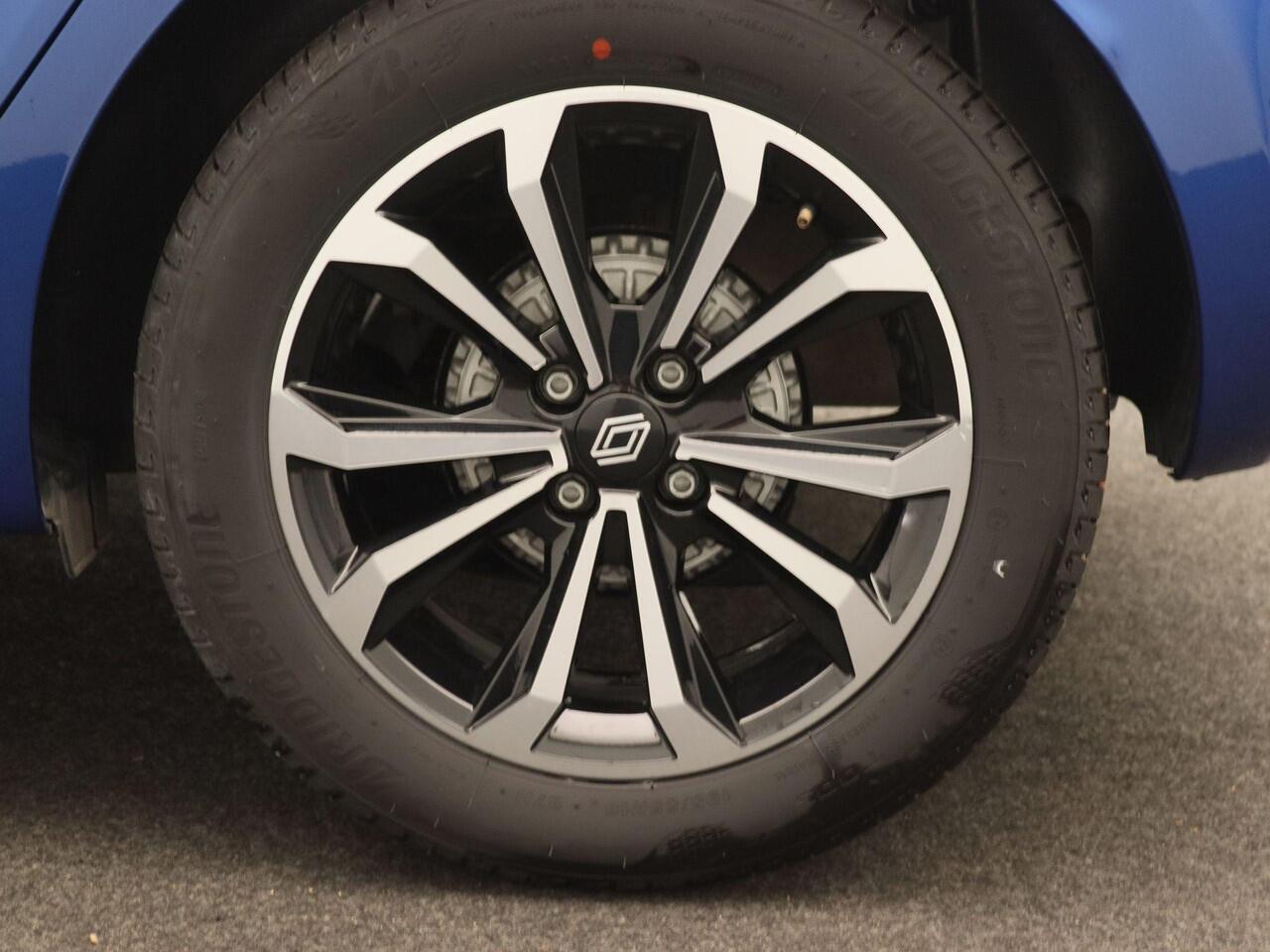 Renault CLIO TCe Techno 90PK | Navigatie 9,3'' | Half-Lederen Bekleding | Achteruitrijcamera | Climate Control | Apple CarPlay & Android Auto