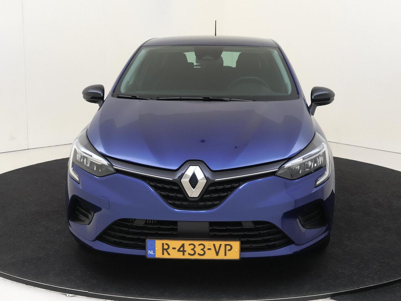 Renault CLIO 1.0 TCe 90 PK Equilibre Navigatie | Airco | Parkeersensoren Achter | Apple Carplay | Android Auto