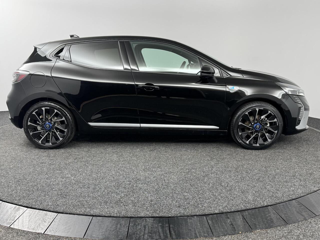 Renault CLIO 1.6 E-Tech Full Hybrid 145 esprit Alpine