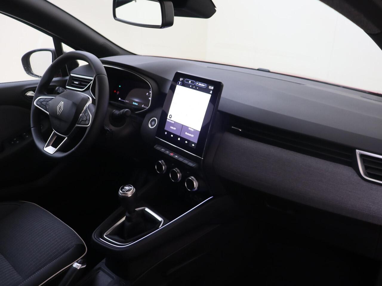 Renault CLIO TCe 90 GPF Techno | EASY LINK navigatiesysteem met Apple CarPlay & Android Auto | Achteruitrijcamera + sensoren | Climate control | 16" Lichtmetalen velgen | Metaalkleur |