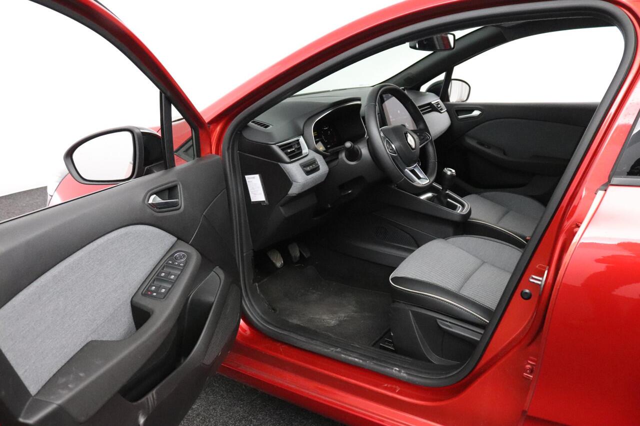 Renault CLIO 1.0 TCe 90 GPF techno | Pack Navigation | Pack City Premium | Carplay/Android Auto |