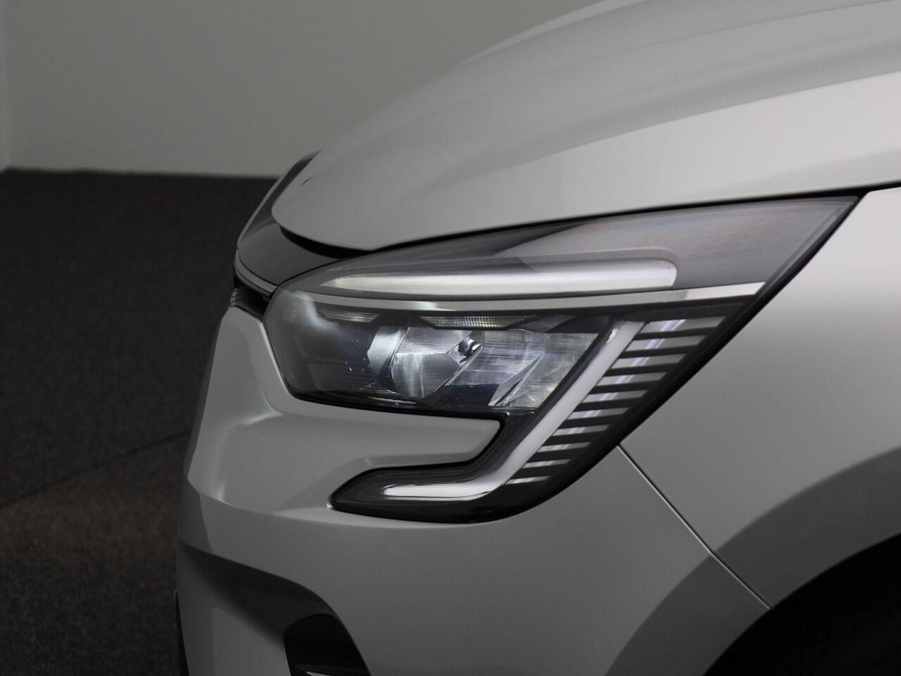 Renault CLIO 1.0 TCe 90PK Techno | Apple & Android Carplay | Navigatie | Climate Control | Parkeersensoren Achter | Achteruitrijcamera | Keyless Entry | Cruise Control & Snelheidsbegrenzer