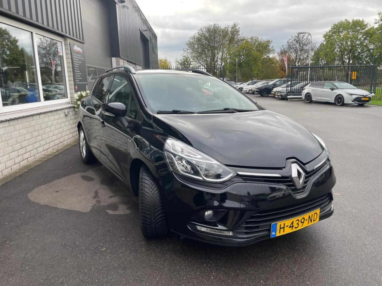 Renault CLIO 0.9 TCE LIMITED Station Apple carplay Trekhaak Parkeersensoren