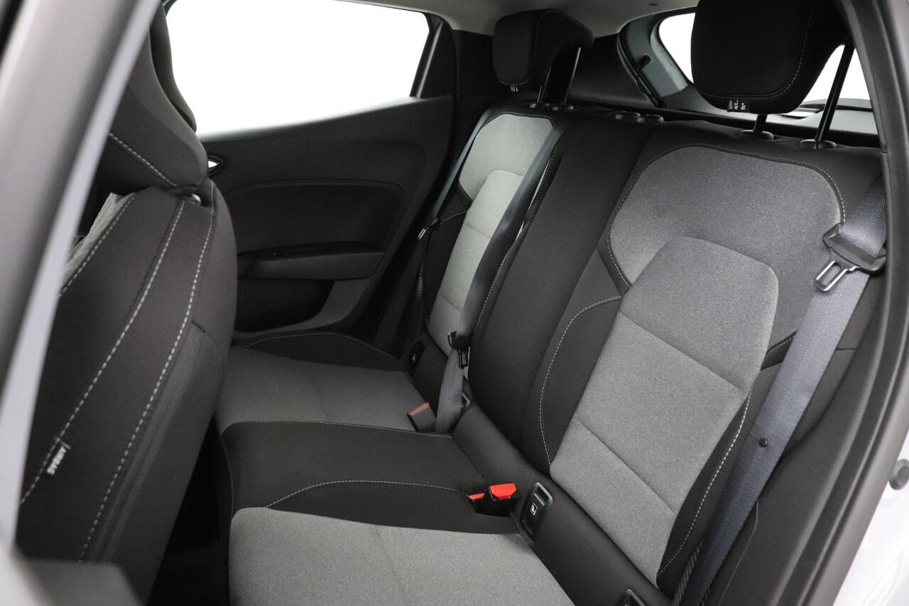 Renault CLIO 1.6 E-Tech Full Hybrid 145 evolution | Carplay/Android auto | Pack Navigation | Parkeersensor |