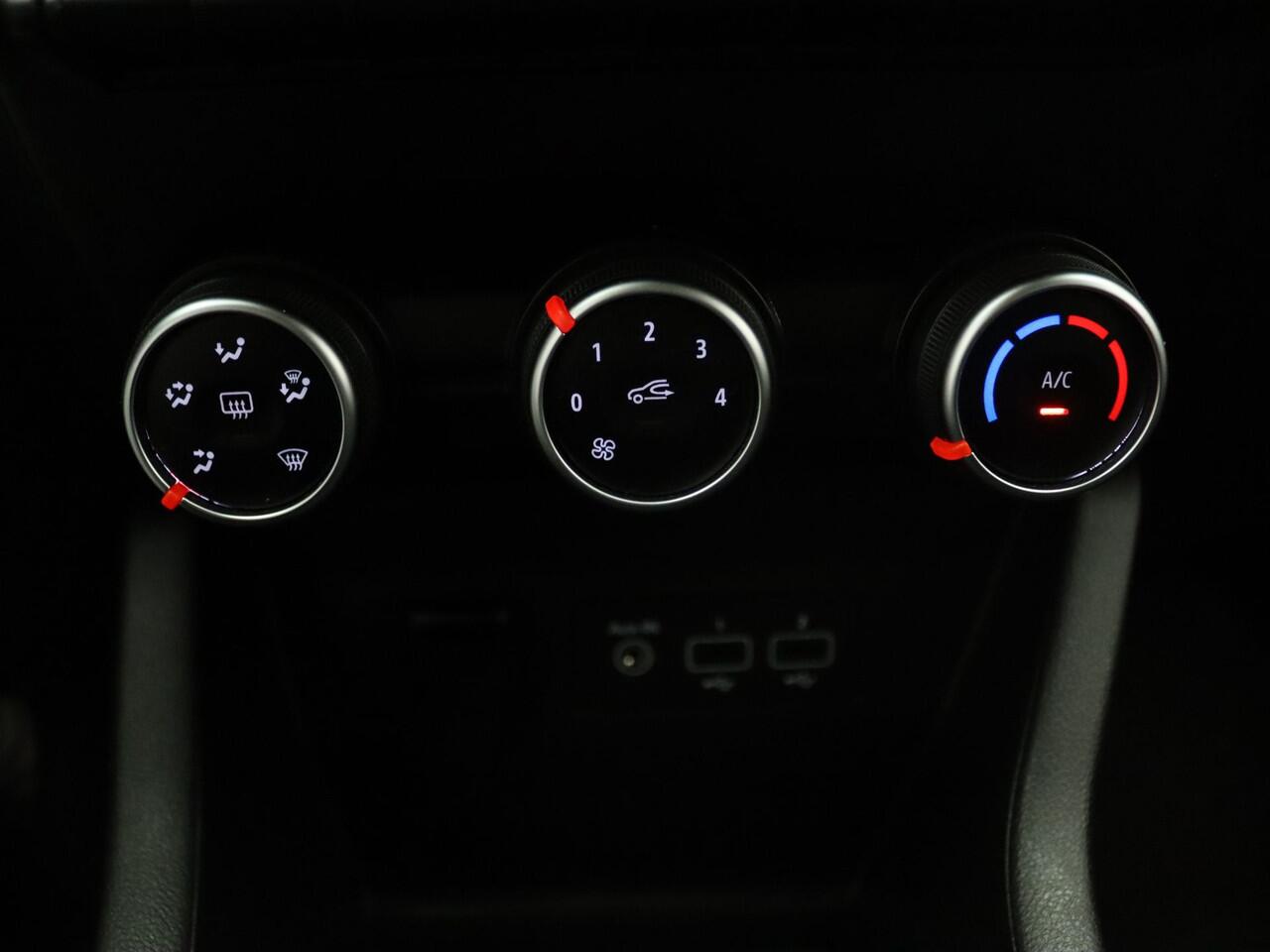 Renault CLIO 100pk TCe Zen Airco | Cruise | Carplay | Trekhaak