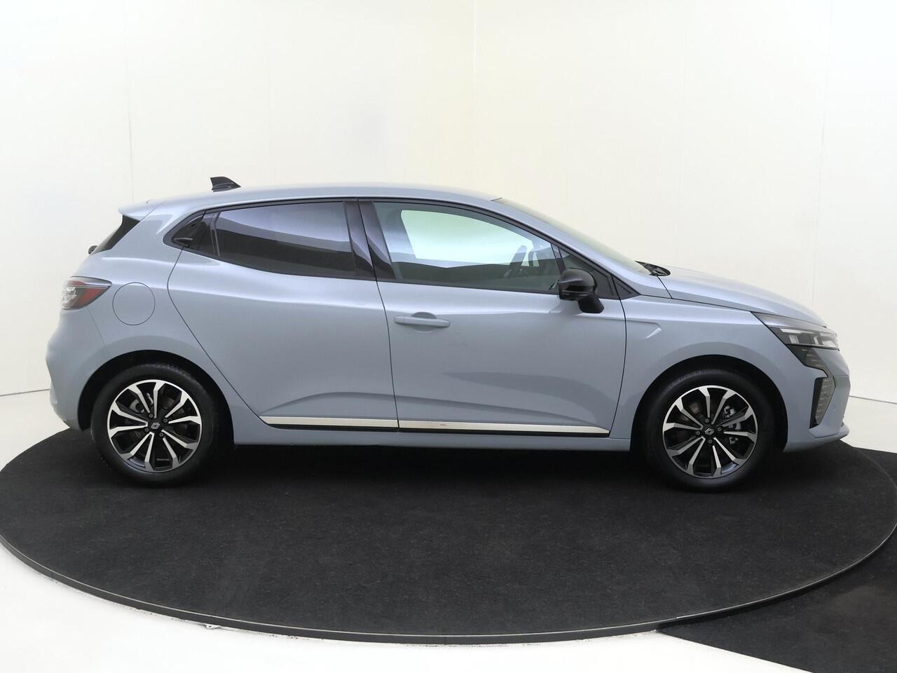 Renault CLIO 1.6 E-Tech Full Hybrid 145 techno | Camera / Airco / LM Velgen